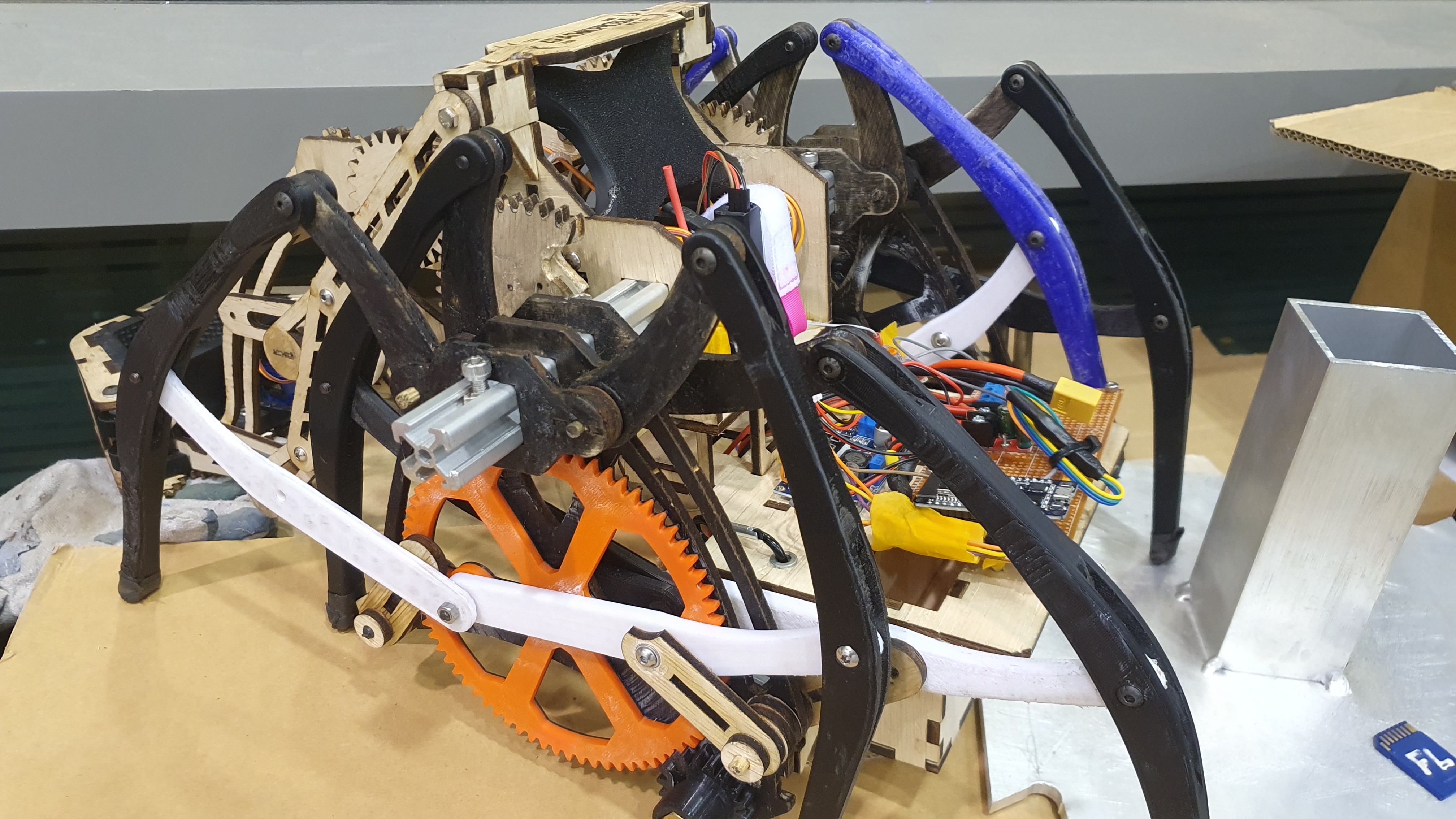 Replaced a lot of the wooden parts with more sturdy 3D-printed PLA.